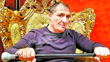 Comunistii au confiscat o avere din bijuteria tatalui sau. Nelson Mondialul are de luat trei kilograme de aur de la stat