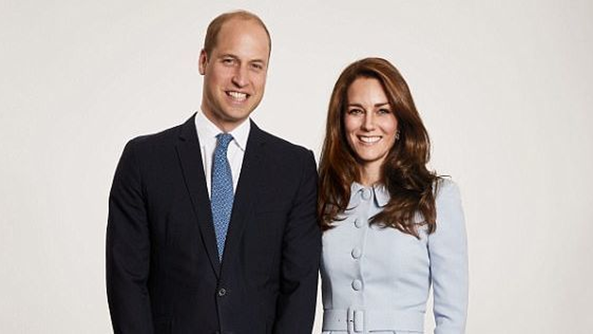 Greseala majora de pe felicitarea de Craciun a Printului William cu familia sa! Ce gafa au observat fanii