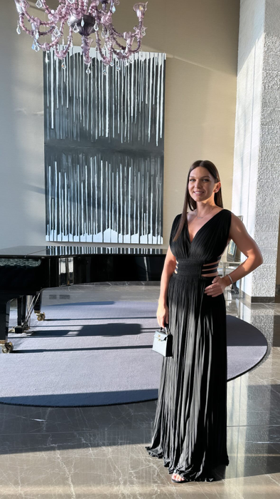 Ținuta purtată de Simona Halep la nunta lui Ianis Hagi