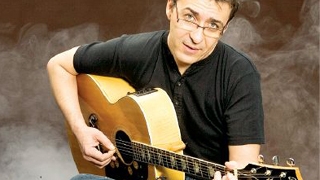 Florin Chilian face praf "Vocea Romaniei"! "Smiley si Moga sunt de la pacanele, Brenciu e un muzician si Loredana este singura vedeta!"