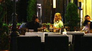 Jasmine se reface dupa ce a exagerat de sarbatori! Bea doar limonada si nu mai mananca nimic!