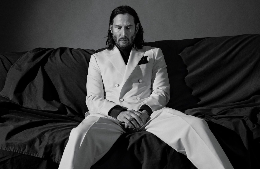 Actorul Keanu Reeves este scos la licitație! Cât costă o întâlnire pe aplicația Zoom cu acesta