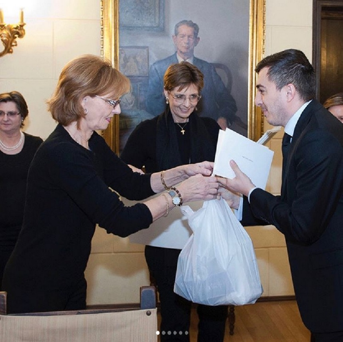 Ce s-a întâmplat azi la Palatul Elisabeta! Membrii Casei Regale, într-o ipostază rară la o săptămână după ce Regele Mihai a fost înmormântat