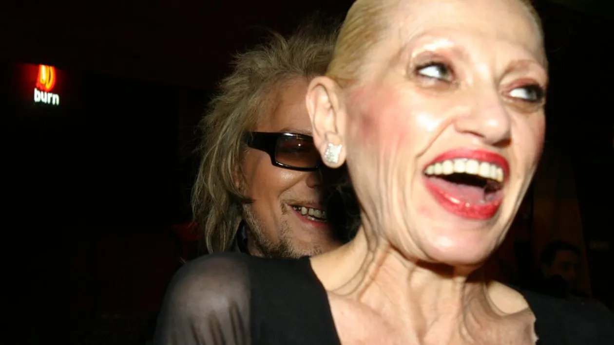 Primele imagini cu copiii Israelei Vodovoz! Băiatul are 44 de ani, iar fata are 42