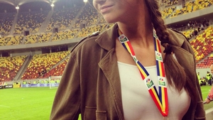 "E plina de pulpa!" N- a fost la petrecerea stelistilor, insa EA e campioana! Poze INCENDIARE cu cea mai sexy femeie de la Steaua!