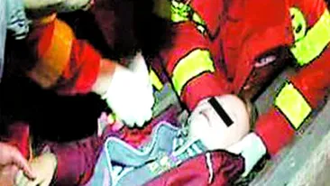 Intamplare socanta in cimitirul Manastur din Cluj-Napoca. Strivita sub crucea de 10 kilograme