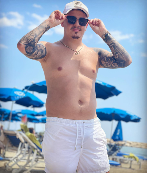 Bogdan de la Ploiești vrea doar să își mulțmească fanii/ Sursă foto: Facebook