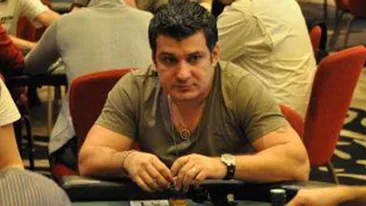 Supărat sunt Doamne, supărat!. Adi de la Vâlcea a rămas pieton. Vezi cu ce abatere l-au prins politistii in trafic