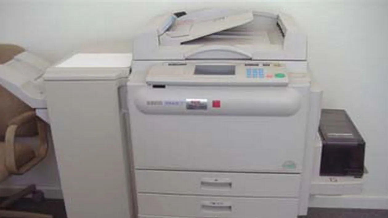 A mers sa repare o imprimanta care nu functiona! A ramas masca atunci cand a vazut ce se ascundea in aceasta