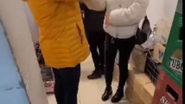 Șocant! O profesoară din Constanța le-a tăiat elevelor unghiile cu forța. Fetele au fost rănite până la sânge