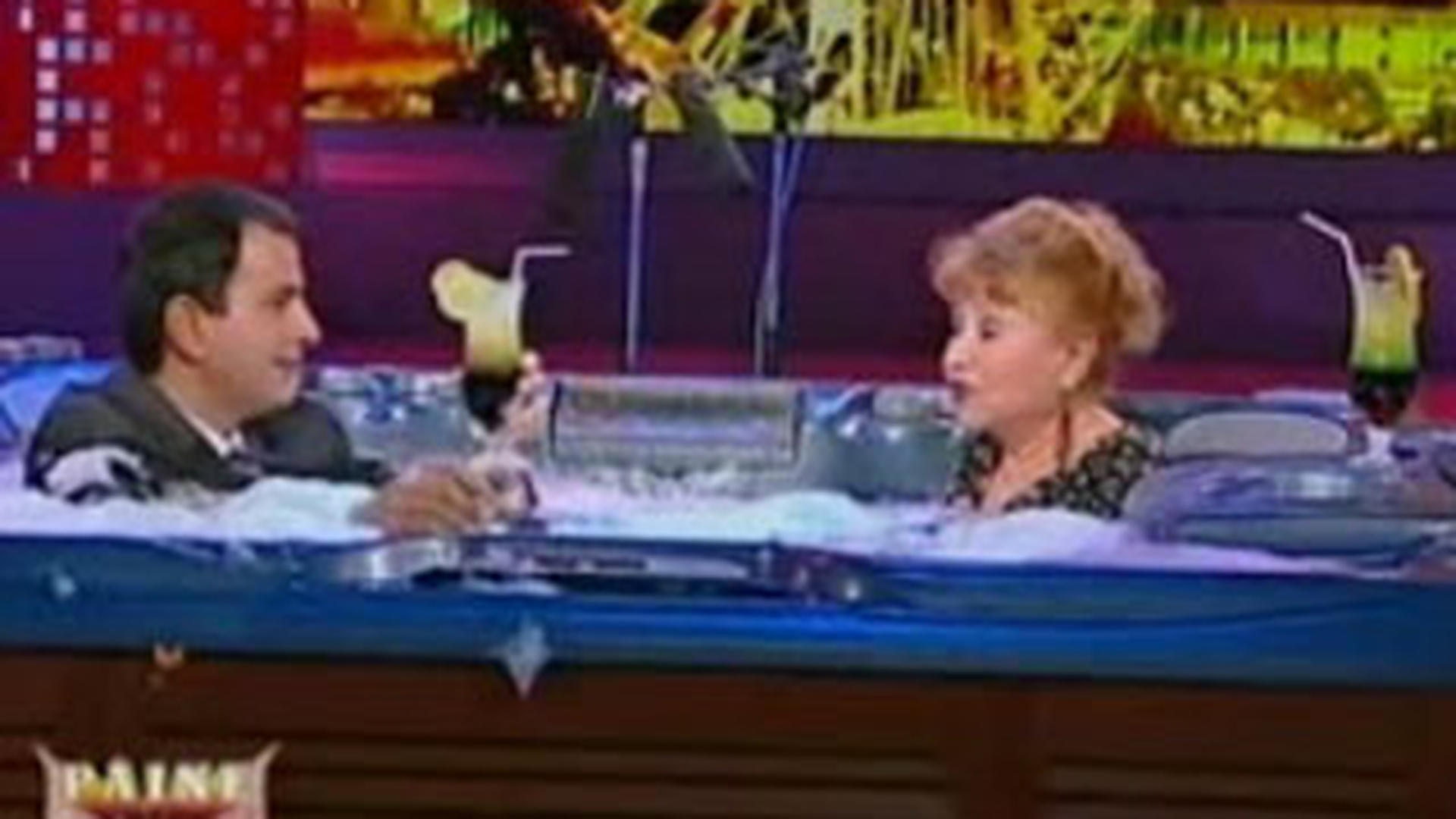 Video Rodica Popescu Bitanescu catre Lucian Mandruta: "Poti sa opresti bularaia asta... uite, mi-a ridicat si fusta!"