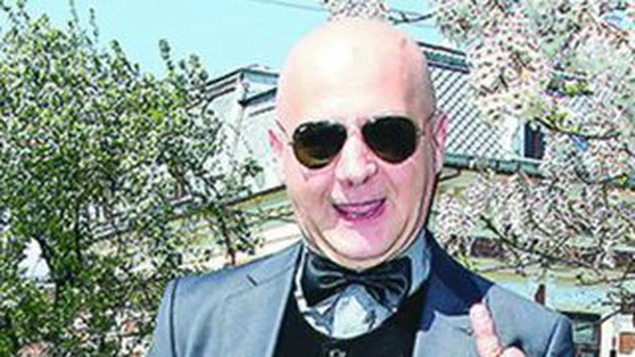 Mircea N Stoian da de pamant cu Bianca si Bote! Nu e capabila sa citeasca de pe prompter, nu a inceput nici macar o facultate! Bote nu a fost vazut cu nicio femeie