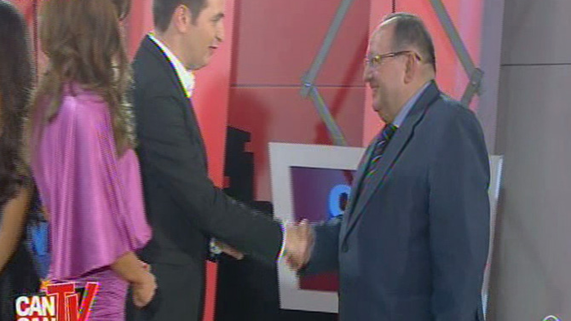 VIDEO Dumitru Tudor da cartile pe fata! De la ce a pornit de fapt scandalul intre el si Prodanca! "Anamaria a spus ca il bate pe fiul meu, cum il prinde"