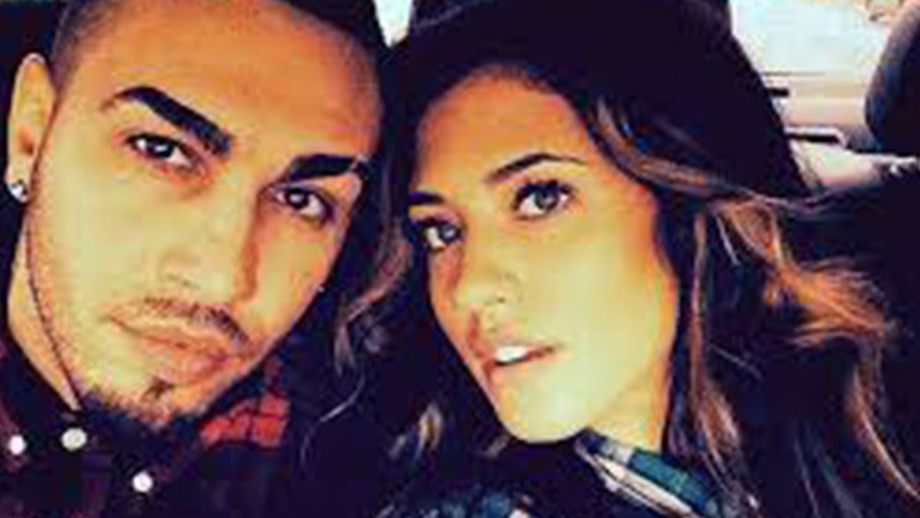 Gelozia lui VELEA are forme nebănuite. O spionează pe Antonia prin culise, la spectacole!