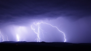 Prognoza meteo 28 august: Vreme instabilă și furtuni violente