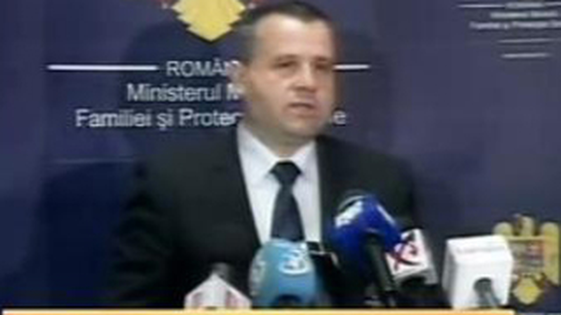 VIDEO Ministrul Muncii, Ioan Botis, a demisionat... de onoare