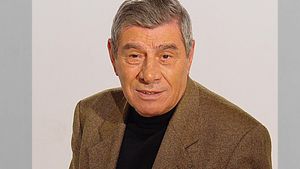 Motivul pentru care Mitică Popescu a stat trei ani în spatele gratiilor! Mărturisiri dureroase din închisoare: „Ne mâncau de vii”
