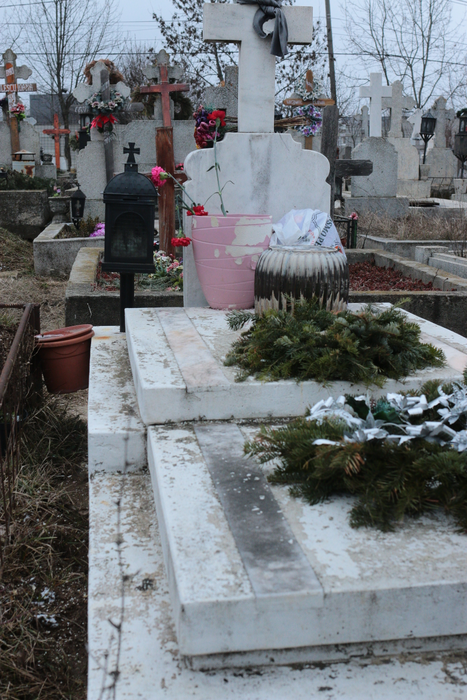 Văduva milionarului Vasile Turcu merge în fiecare săptămână la mormânt și…