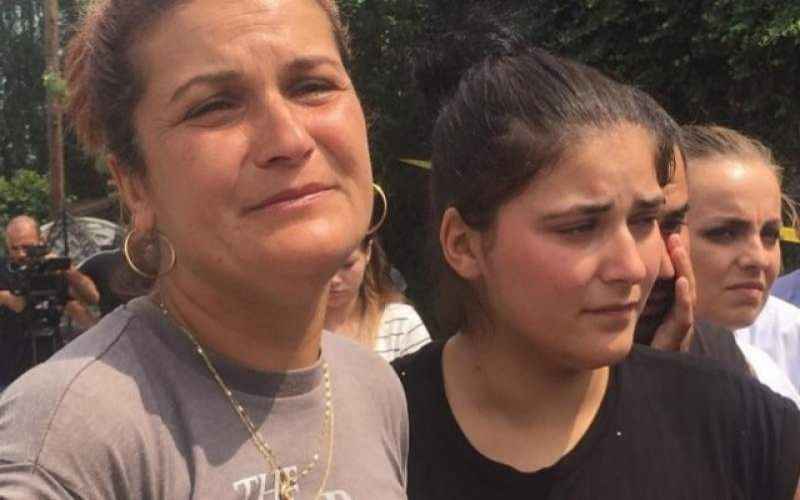 Luiza și mama ei