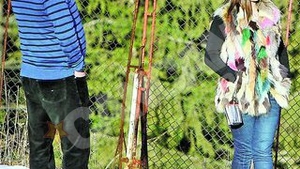 Profita de timpul pe care il petrece in tara. Gabi Balint si-a dus fata cea mare la munte