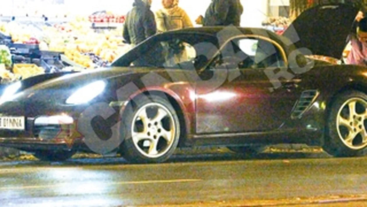 Amazing! Inna face piata pe Basarabiei, cu un bolid de 70.000 de euro