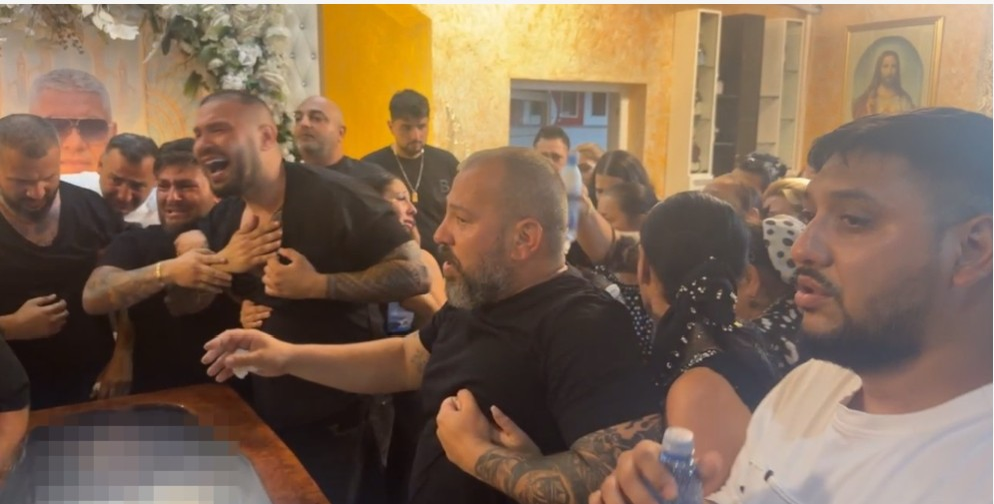 Jale la priveghiul lui Tudor Spoitoru. Imagini sfâșietoare de la căpătâiul liderului clanului
