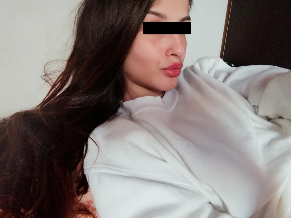 Cutremurător! Ce a apărut pe pagina de Facebook a lui Cati, după ce s-au viralizat filmările în care iubitul o torturează fără milă