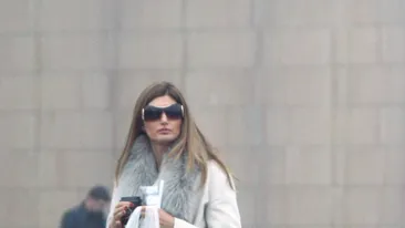 Liviu Negoita s-a relaxat de cand nu mai e primar! Isi rasfata iubita cu delicatese si sedinte de shopping