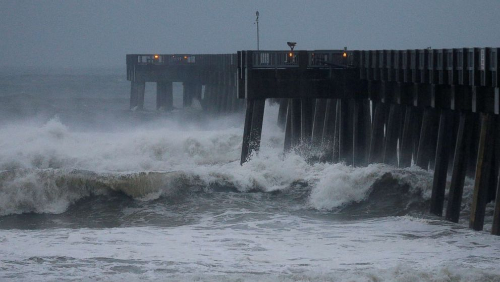 URAGANUL MICHAEL. ”Monstrul” a lovit Florida!