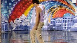 Cocalarul asta si-a batut joc de trupul lui dansand pe arabeasca! Mihai Petre: "Te chinuie talentul"