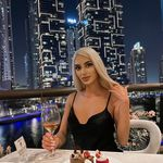 Rodica e urmărită de 16.000 de oameni pe Instagram