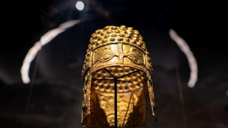 România a fost despăgubită pentru furtul aurului dacic. Câte milioane de euro am primit de la Olanda