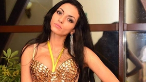 Dansatoarea preferată a maneliștilor se pregătește să-și îngroape băiețelul de 11 luni! Ce mesaj a transmis Cristina