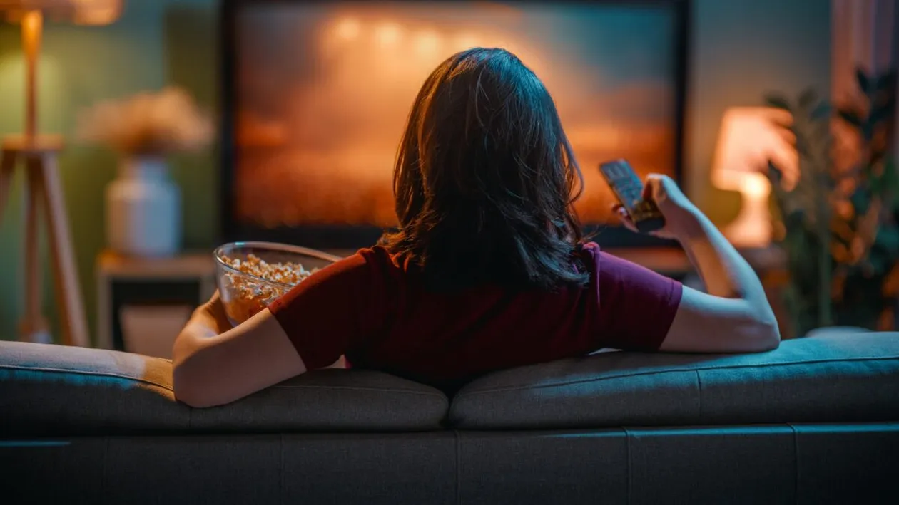 Ce merită văzut în acest weekend: 7 filme și seriale noi recomandate de critici