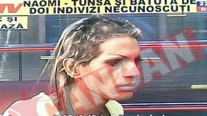 Travestitul Naomi a fost batut, tuns si bagat in tomberon