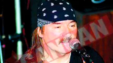 Mari personalitati il plang pe Adrian Paunescu! Vezi aici ce spun ei despre moartea poetului