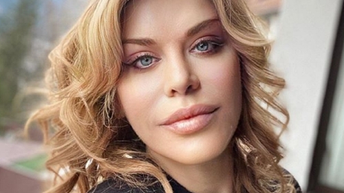 Loredana Groza, complet transformată. Are aproape 50 de ani, dar le dă clasă puștoaicelor!