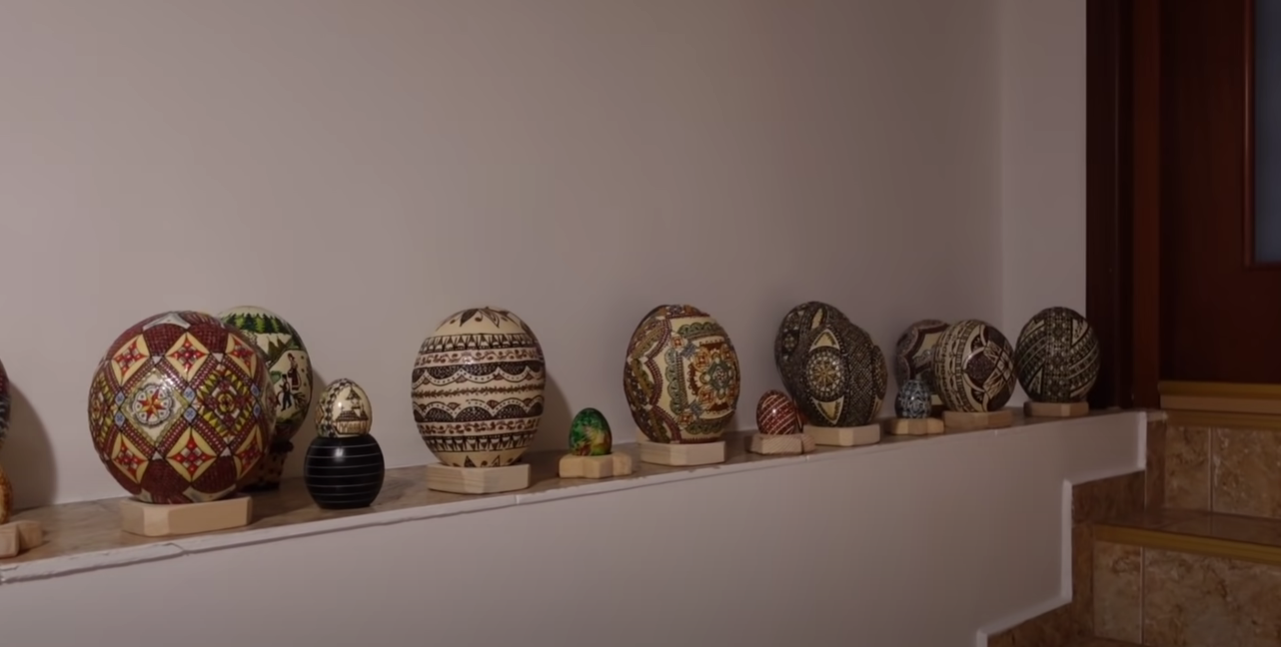 Vila lui Nea Mărin are o arhitectură impresionantă/ Sursa foto: Captură video