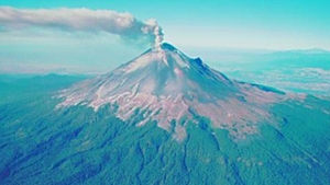 Nivel de alerta ridicat in jurul vulcanului Popocatepetl din Mexic