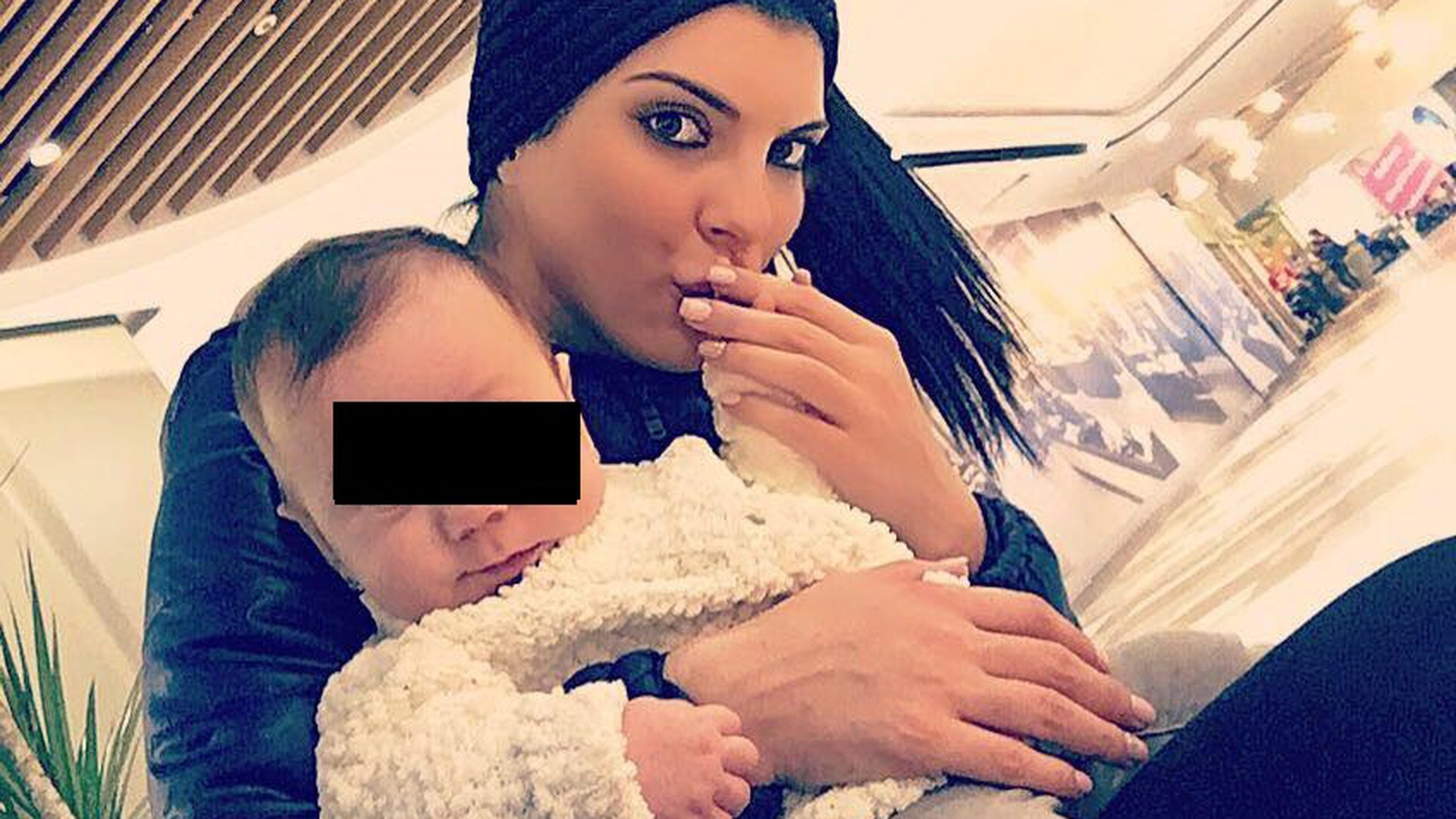 Andreea Tonciu, însărcinată din nou? Imaginea cu bruneta i-a pus pe gânduri pe prieteni, iar ea nu a negat