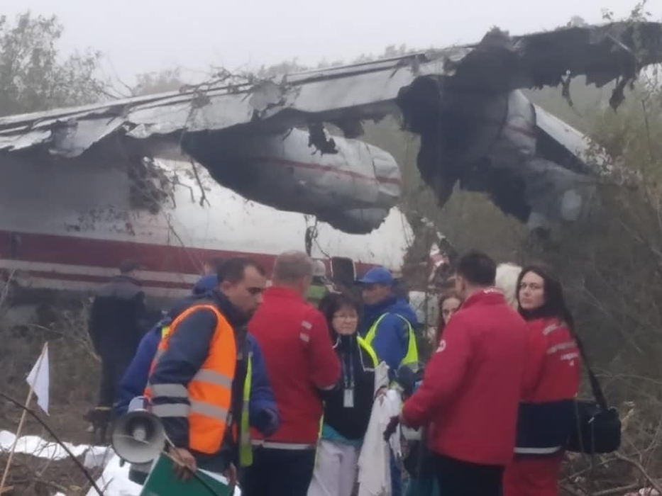 Avion prăbușit, nu se știe numărul morților! Câte persoane se aflau la bord + Anunțul unui consilier