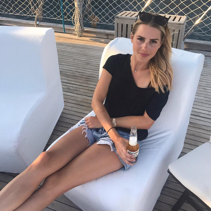 Claire Holt a pierdut sarcina! Vedeta trece prin clipe cumplite: „Bebelușul meu scump…”
