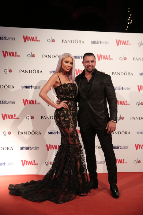Bianca Drăgușanu, apariție mega-sexy la petrecerea VIVA 2019