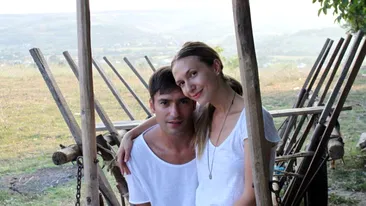 Adela Popescu, în pragul unei crize de nervi. Soția lui Radu Vâlcan nu se mai descurcă cu cei 3 copii