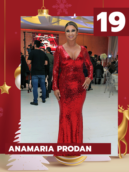 Imaginile care l-ar putea “încinge” până şi pe Moşu. Bianca Drăguşanu, Tania Budi şi Andreea Mantea, deghizate în crăciuniţe. Atenţie, intră în acţiune TOP 50 sexy vedete