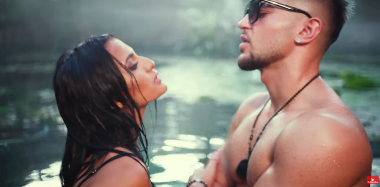 Bogdan Mocanu, atingeri interzise cu o brunetă celebră! Andra Voloş o să înnebunească de gelozie | VIDEO