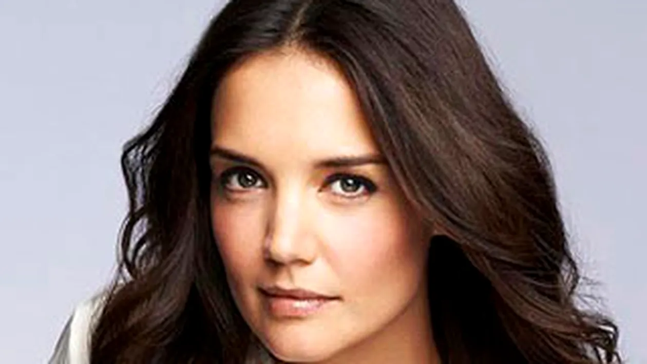 O lectie de viata! Cum a reusit Katie Holmes sa treaca peste divortul de Tom Cruise