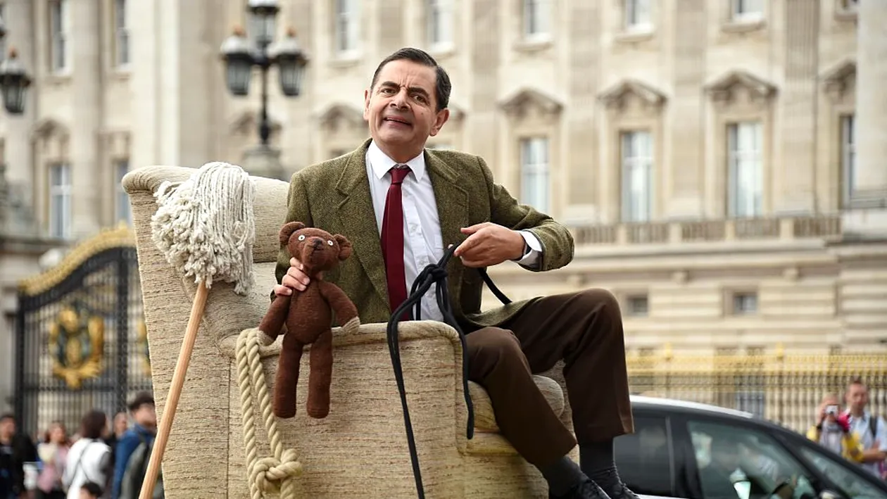 Cum arată Mr. Bean la 63 de ani! Actorul Rowan Atkinson, care-l interpretează pe celebrul personaj, va deveni tată pentru a treia oară!