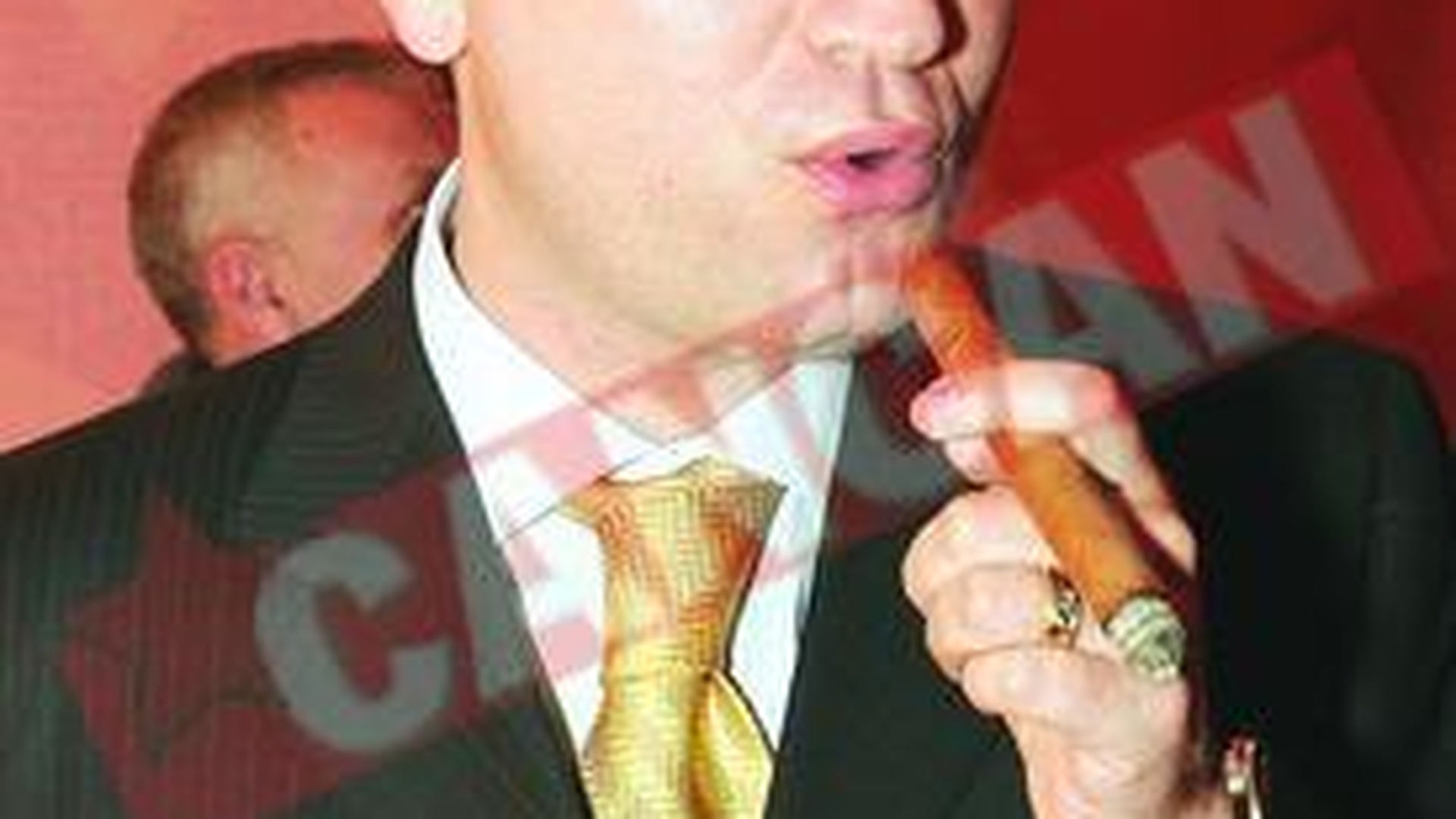 Le taie 25% din contracte