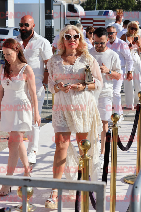 Parada verii la LOFT Mamaia! CANCAN.RO a analizat cele mai îndrăznețe apariții de la White Party și Black Party!